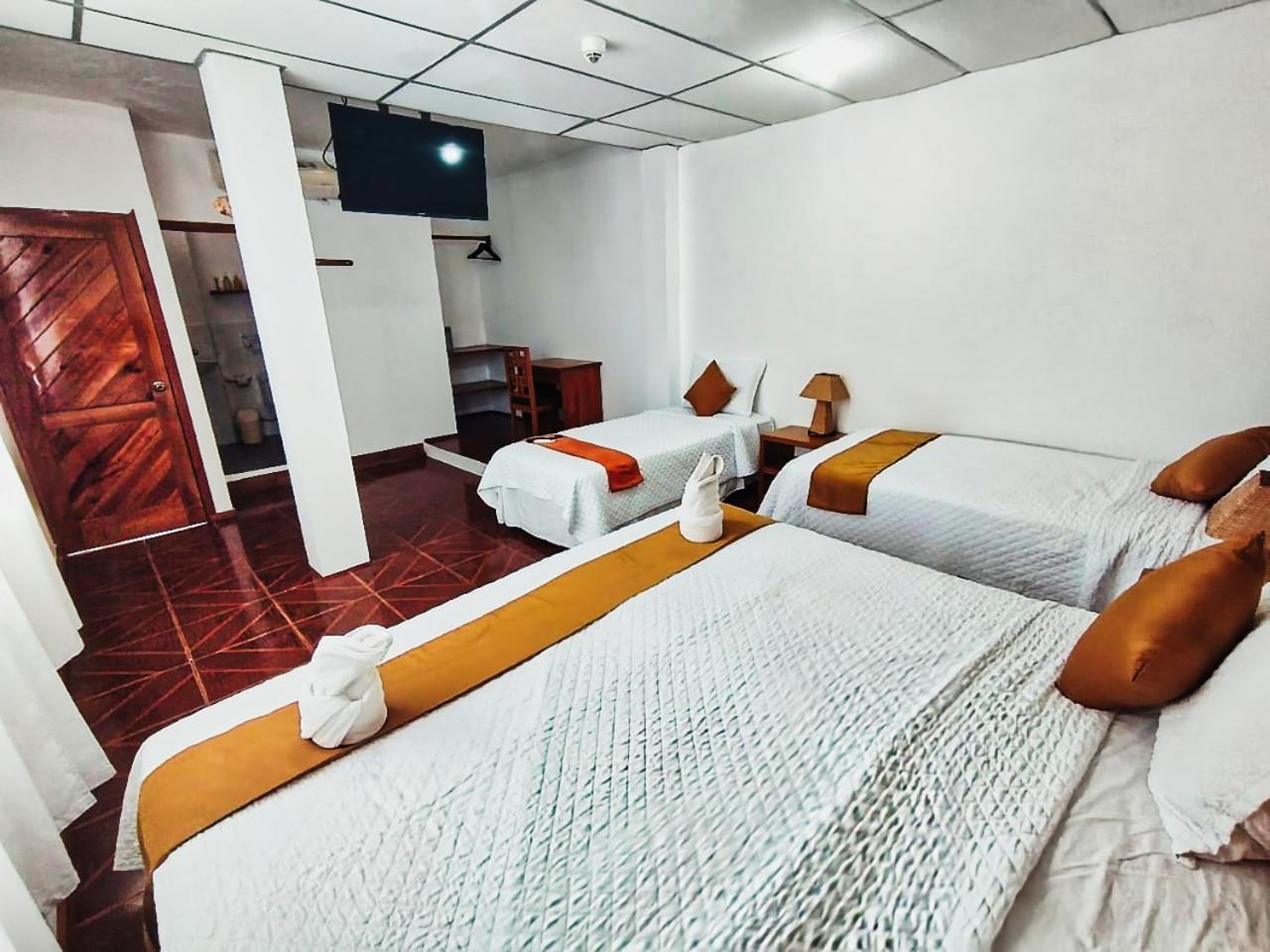 Hotel La Casa De Judy Puerto Ayora  Dış mekan fotoğraf