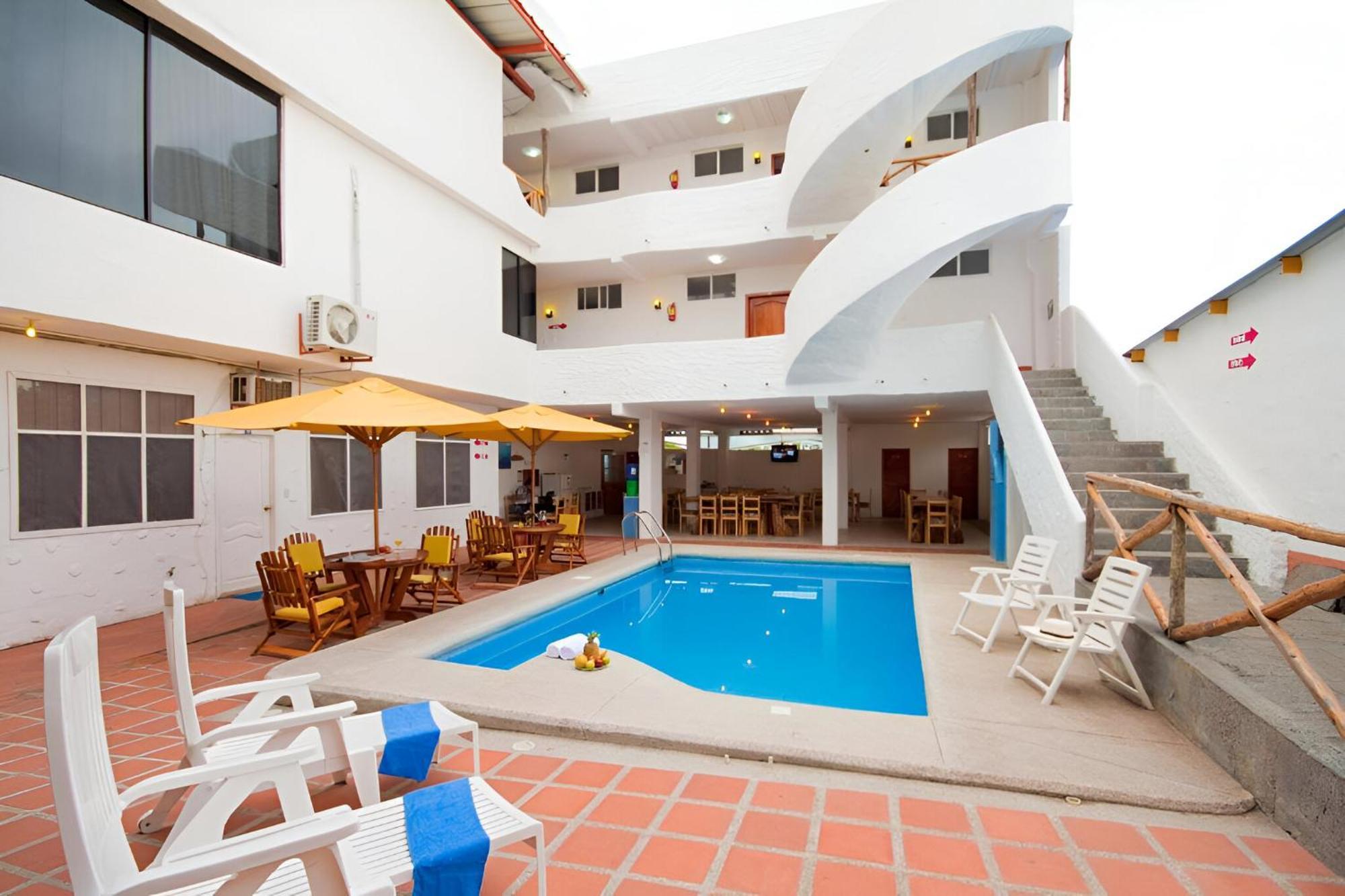 Hotel La Casa De Judy Puerto Ayora  Dış mekan fotoğraf
