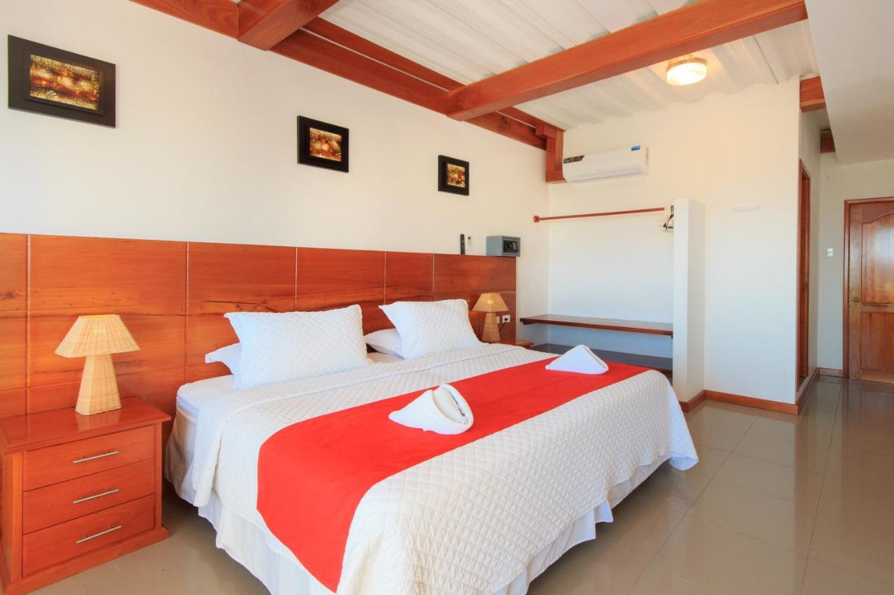 Hotel La Casa De Judy Puerto Ayora  Dış mekan fotoğraf